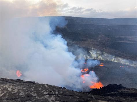 Kilauea Once Again Erupting West Hawaii Today