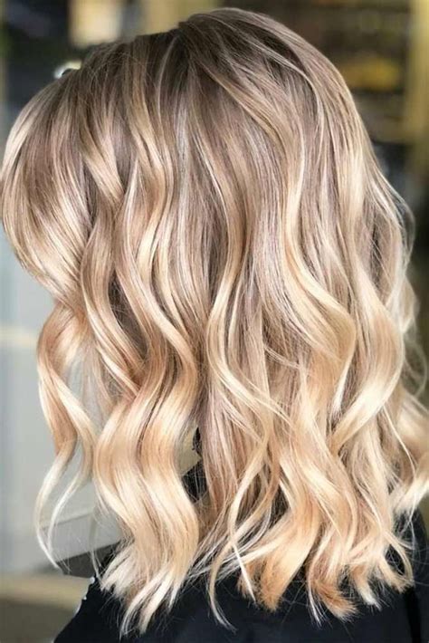 30 Wavy Hairstyles For Medium Length Hair To Try Are You Searching For