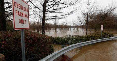 As Floods Spread In Mississippi Officials Say The Worst Is Still Ahead