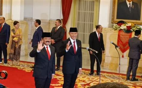 Ahy Kenakan Dasi Merah Dan Peci Hitam Saat Dilantik Jadi Menteri Atr