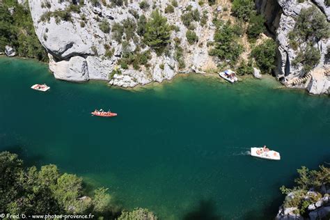 Le Sentier Du Garde Canal Dans Les Basses Gorges Du Verdon