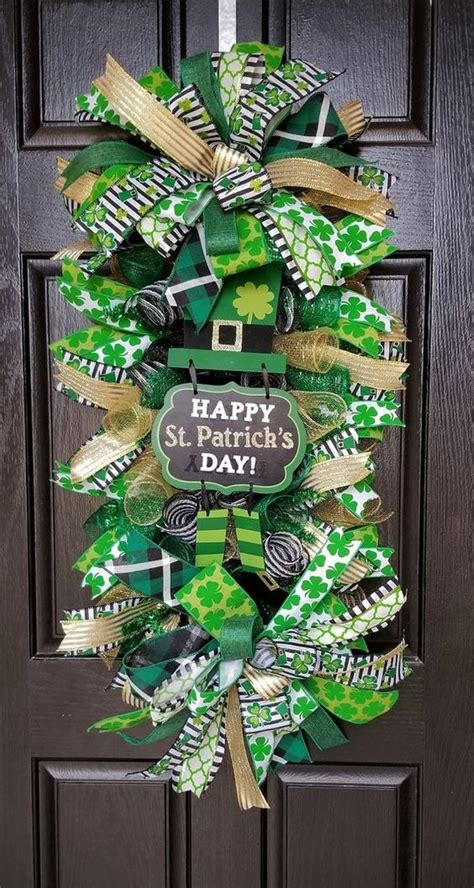 St Patricks Day Wreath Ideas Stpatricksdayideas In 2020 Wreaths For