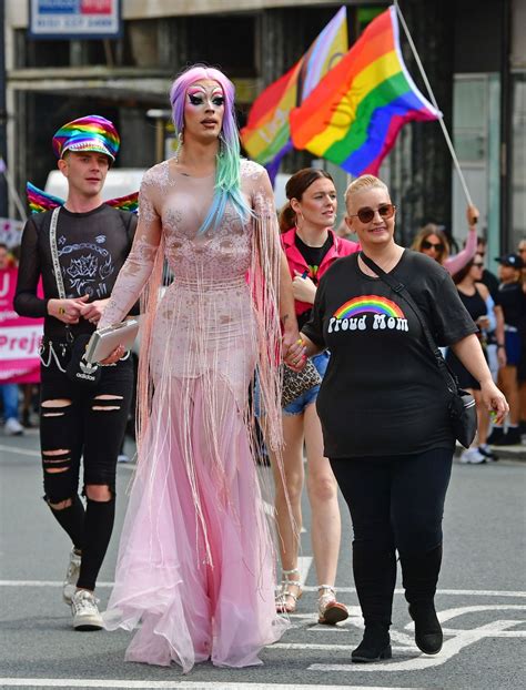 15 Of The Best Dressed At Pride In Liverpool 2023 Liverpool Echo