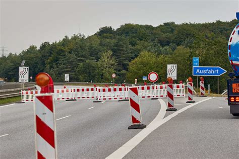 A Ist Das Ganze Wochenende Dicht Stunden Sperrung