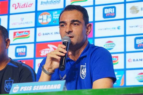 Psis Semarang Gagal Tembus Besar Gilbert Agius Kecewa Tetapi Jpnn