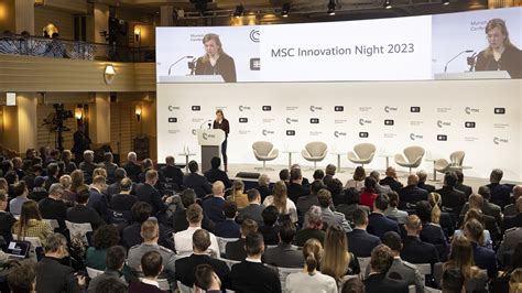 Verteidigungsministerium on Twitter Cyber Innovation Night läutet