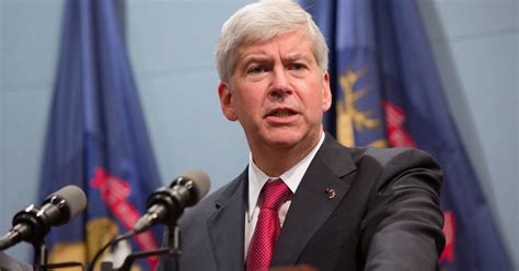 Michigan Gop Governor Signs Bills Gutting Minimum Wage Hike Paid Sick Leave Paid Sick Leave