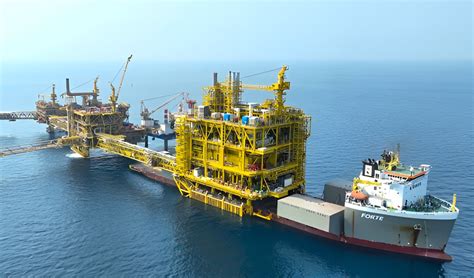 Boskalis Installs Heaviest Topside At Al Shaheen Field Offshore Qatar