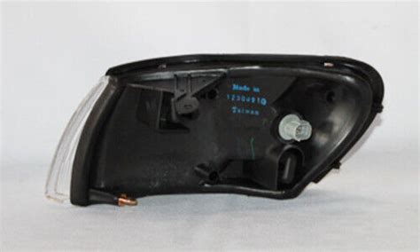 Cornering Light Assembly LE Sedan Front Right TYC Fits 1997 Toyota