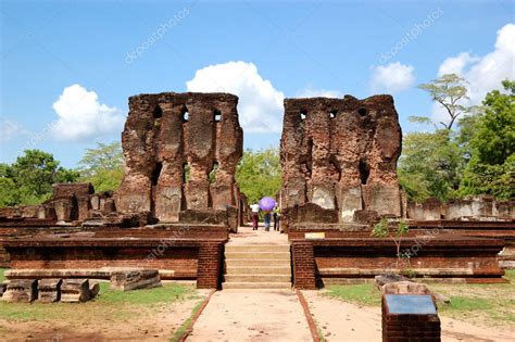 The Polonnaruwa Ruins Ancient Sri Lankas Capital Stock Photo By