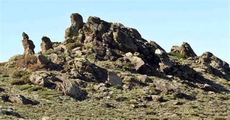 Lugros Leyendas Fiestas Tradiciones La Piedra De Los Soldados