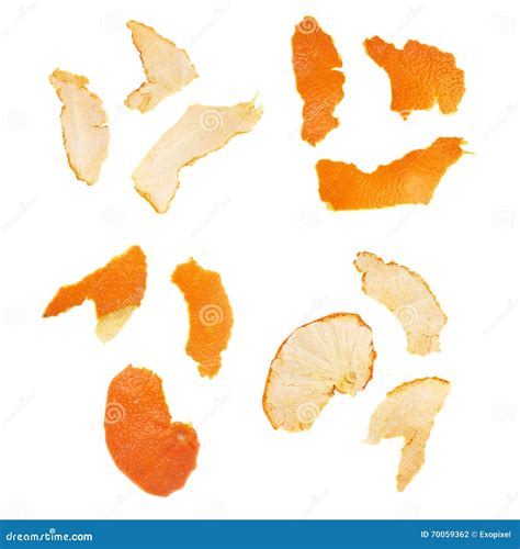 Las Partes De La Mandarina Pelan Aislado En El Fondo Blanco Foto De