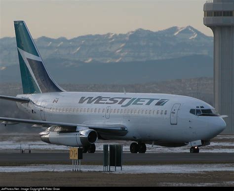 C GSWJ Boeing 737 2H4 Adv WestJet Airlines Peter Graw JetPhotos