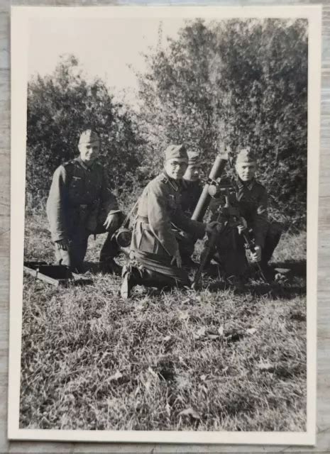 SOLDATEN KAMERADEN MÖRSER Artillerie Geschoss Front Wehrmacht 6x9