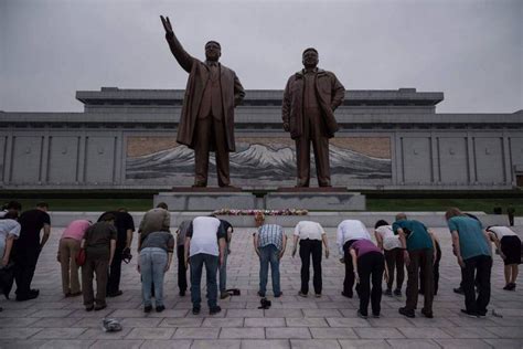 Pyongyang Corea del Norte parque temático del comunismo para turistas