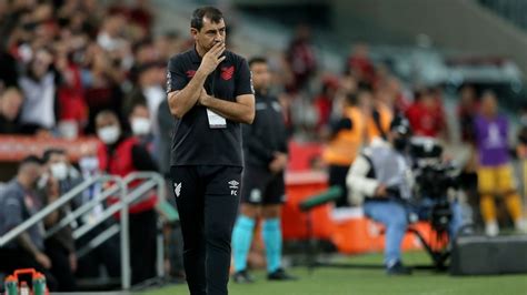 Fábio Carille é demitido do Athletico após goleada sofrida na Libertadores