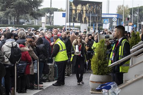 Incendio A Ciampino Per Chi Abita Vicino All Aeroporto Qualche Giorno