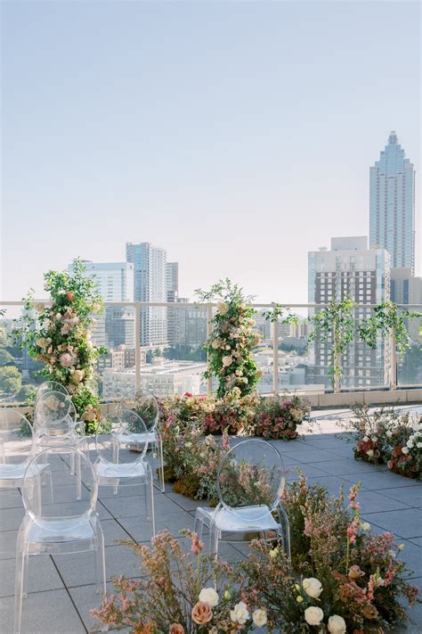 Modern and Chic Atlanta Rooftop Wedding | Glamour & Grace