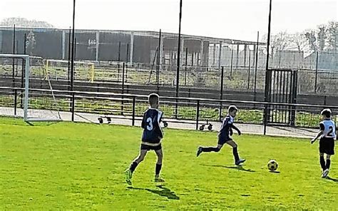 Un Tournoi De Foot Pour Les U Mercredi La Js Lanvollon Foot Amateur Bretagne