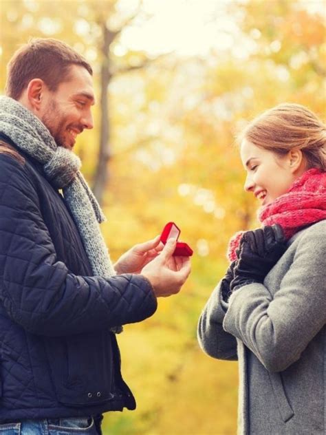 Best Christmas Engagement Gifts For Newly Engaged Couple