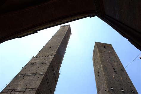 Bologna tour guidato a piedi dei punti salienti della città GetYourGuide