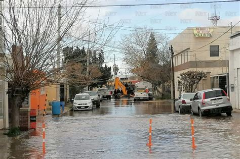 Reparan Fuga De Agua En Lamos De San Lorenzo