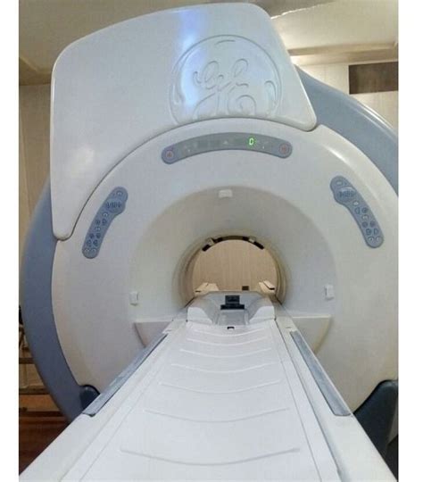 Refurbished Ge Signa Echospeed Lx T Closed Mri Scanner Machine Rs