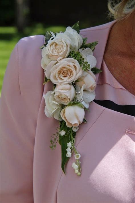 Wrist Corsage Mother Of The Bride Atelier Yuwa Ciao Jp