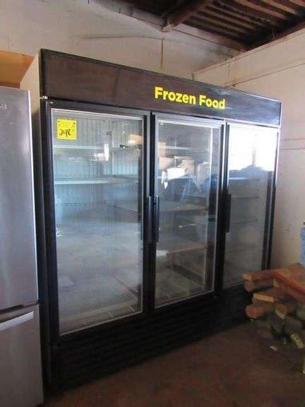 TRUE 3 DOOR REFRIG FREEZER MDL GDM 72F LD 115 208 230 V 60 HZ SINGLE