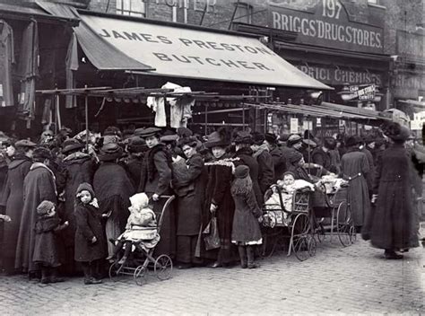 Hoxton Market 1910 London Market Old London Old Photos