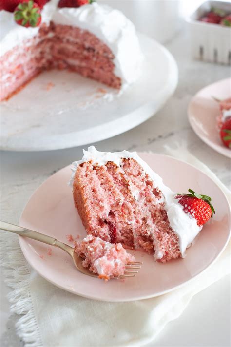 Old Fashioned Strawberry Layer Cake Recipe