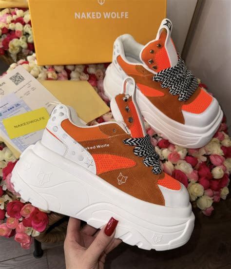 Кроссовки Naked Wolfe купить с доставкой по выгодным ценам в интернет магазине OZON 1539443528