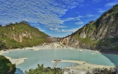 Menikmati Keindahan Kawah Putih Ciwidey Wisata Alam Paling Terkenal Di