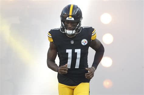 It S Time For Steelers Fans To Start Showing Van Jefferson Love Yahoo