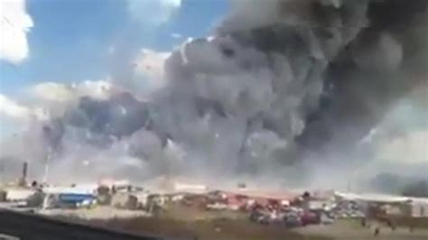 Raw Moment Of Deadly Fireworks Explosion In Mexico