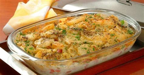 Batata Gratinada Com Presunto E Queijo Para O Jantar