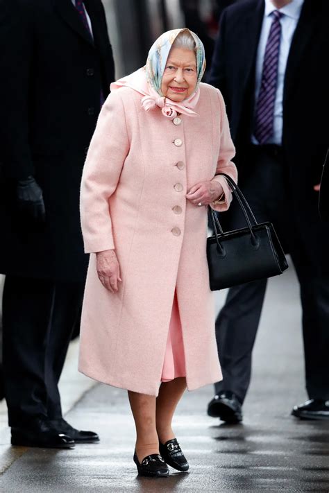 Queen elizabeth ii 9 decades of royal style – Artofit