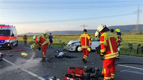 Fotos Sandhausen Unfall Auf K Zwischen Zwei Autos Drei