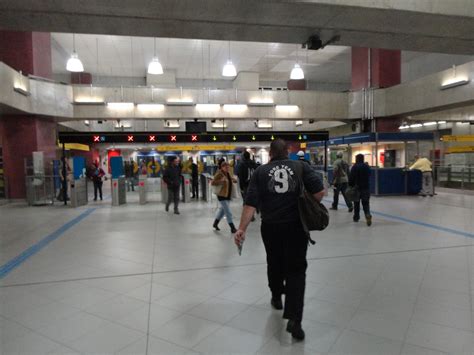 Fotos Greve Do Metr E Da Cptm Em S O Paulo Uol Not Cias