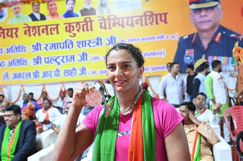 Geeta Phogat makes an inspiring comeback at National Wrestling ...