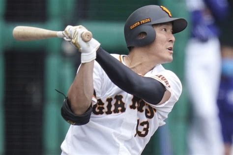 巨人・梶谷隆幸が延長12回に決勝打 4時間44分の死闘を制す Baseball King