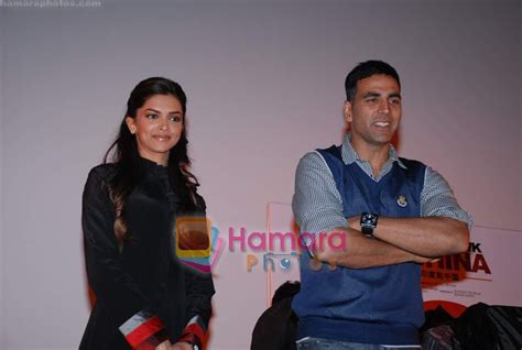 Akshay Kumar Deepika Padukone At The Music Launch Of Movie Chandni