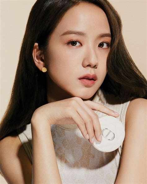 Pin By Bloodreina On Dior Dior Beauty Blackpink Jisoo