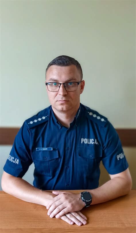 Dzielnicowy D Browa Bia Ostocka Komisariat Policji W D Browie