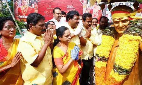 Tirupati Rich Tributes Paid To Ntr On His Death Anniversary