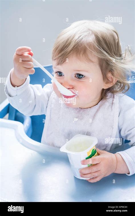 Child yogurt indoor hi-res stock photography and images - Alamy