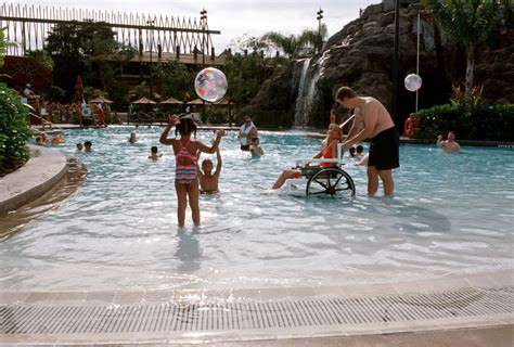 Update on Disney’s Polynesian Resort Pool Refurbishment | TouringPlans ...