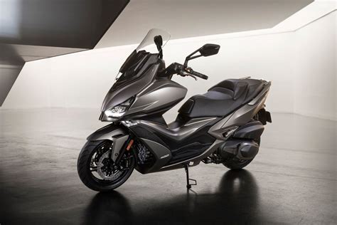 Nuevos Colores Para Los KYMCO AK 550 Y Xciting S 400 Moto1Pro