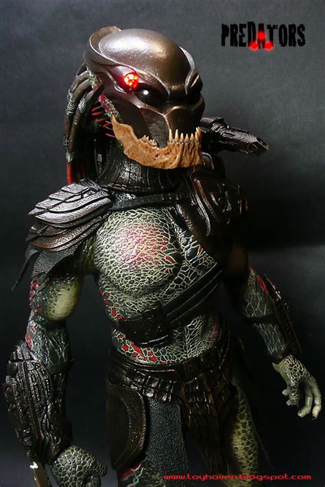 Hot Toys Berserker Predators Predator 16 Figure Stand Ebay