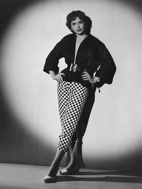 50s fashion trends that ruled the decade | HELLO!